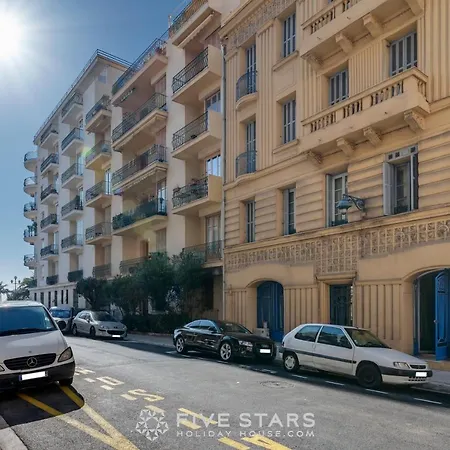 Versailles Five Stars House Апартаменты